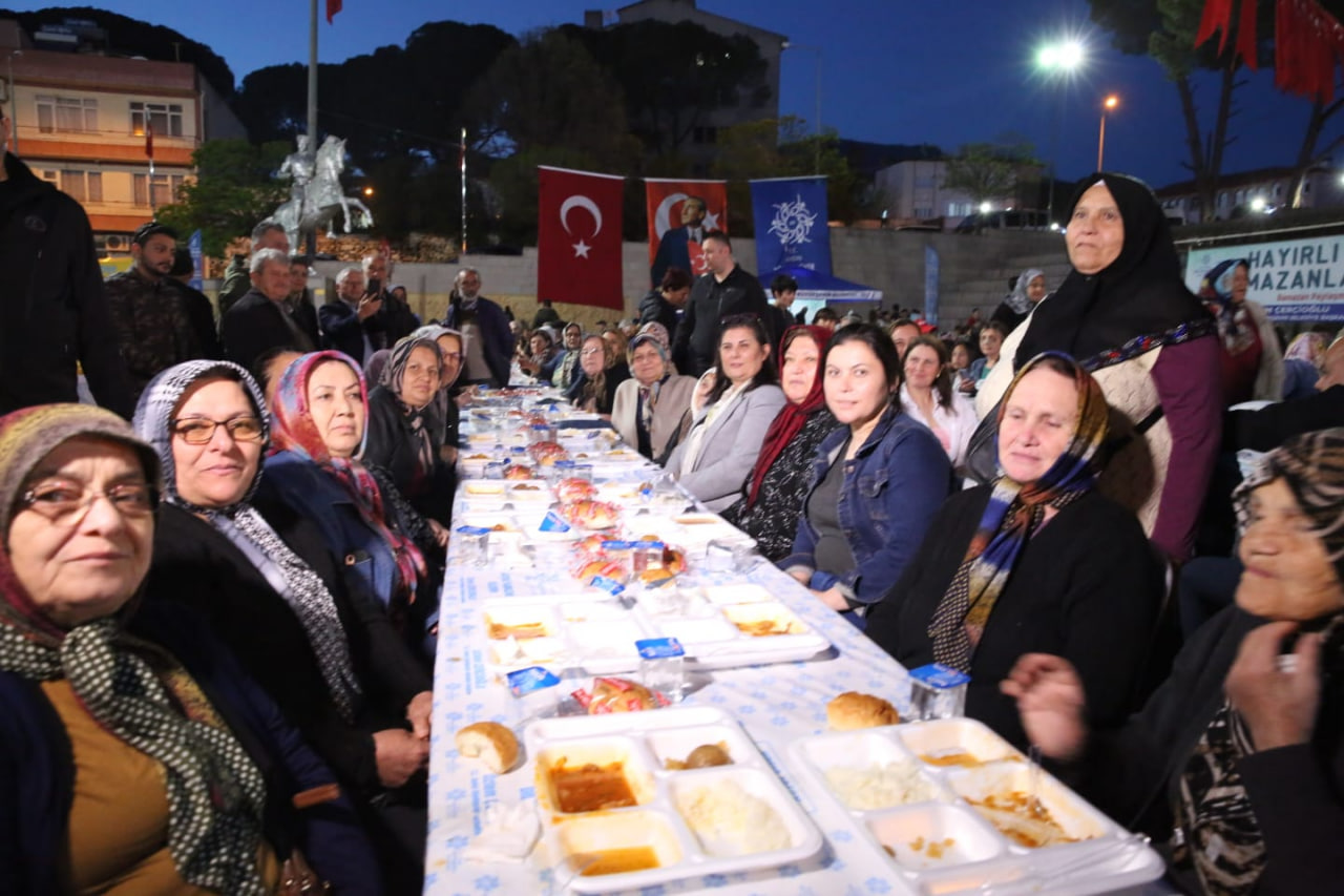 Başkan Çerçioğlu Aydınlılarla iftarda buluşmaya devam ediyor
