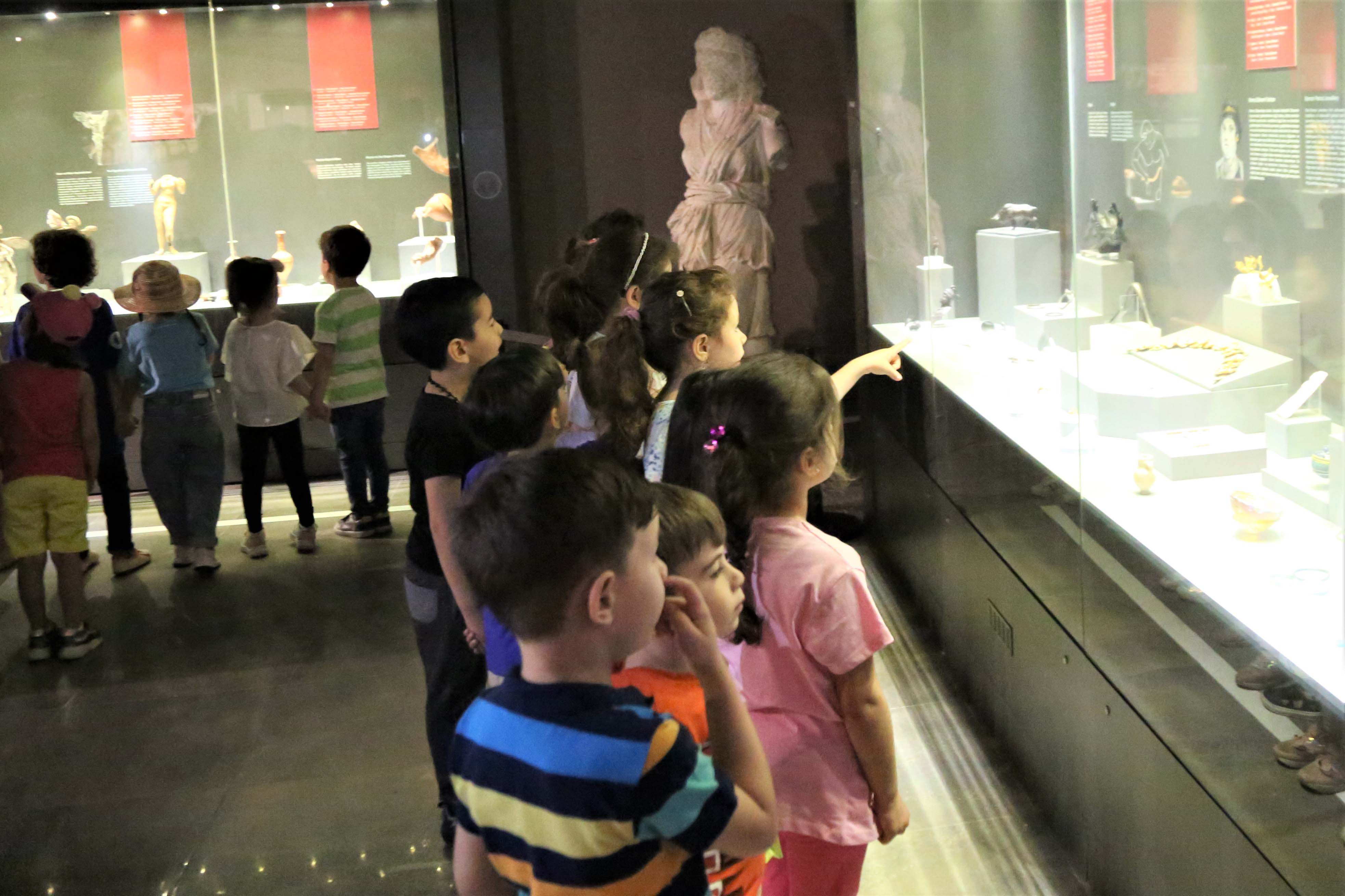 Efeler'in minikleri Aydın Arkeoloji Müzesi’ni ziyaret etti