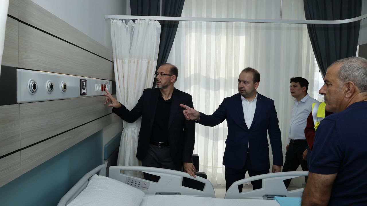 Bakan Yardimcisi Okumustan Aydin Sehir Hastanesine Ziyaret 599303 Ff20E28D95221C29A08A38695Ecbe720-1