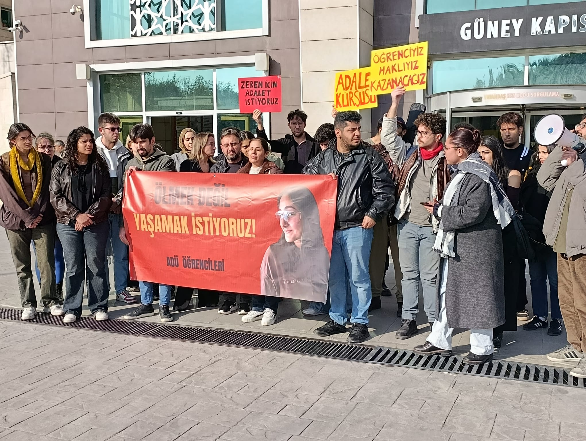 P H O T O 2025 12 23 15 37 10