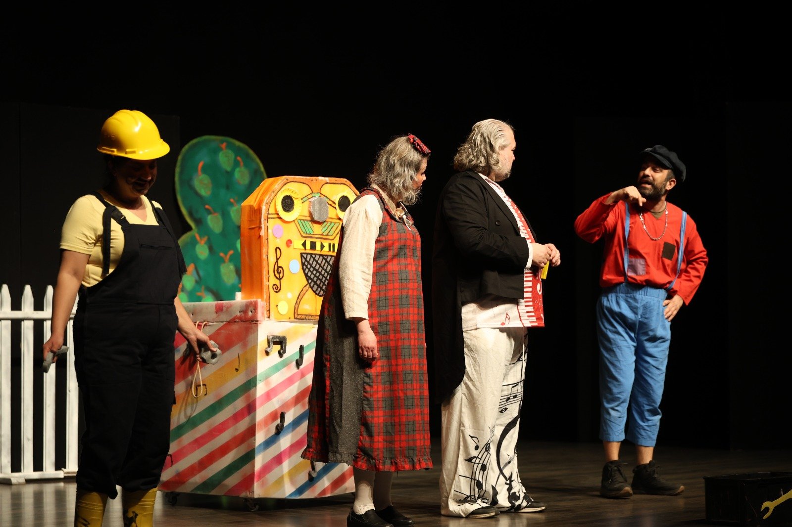 Aydınlılar Dünya Tiyatro Haftası etkinlikleriyle buluştu