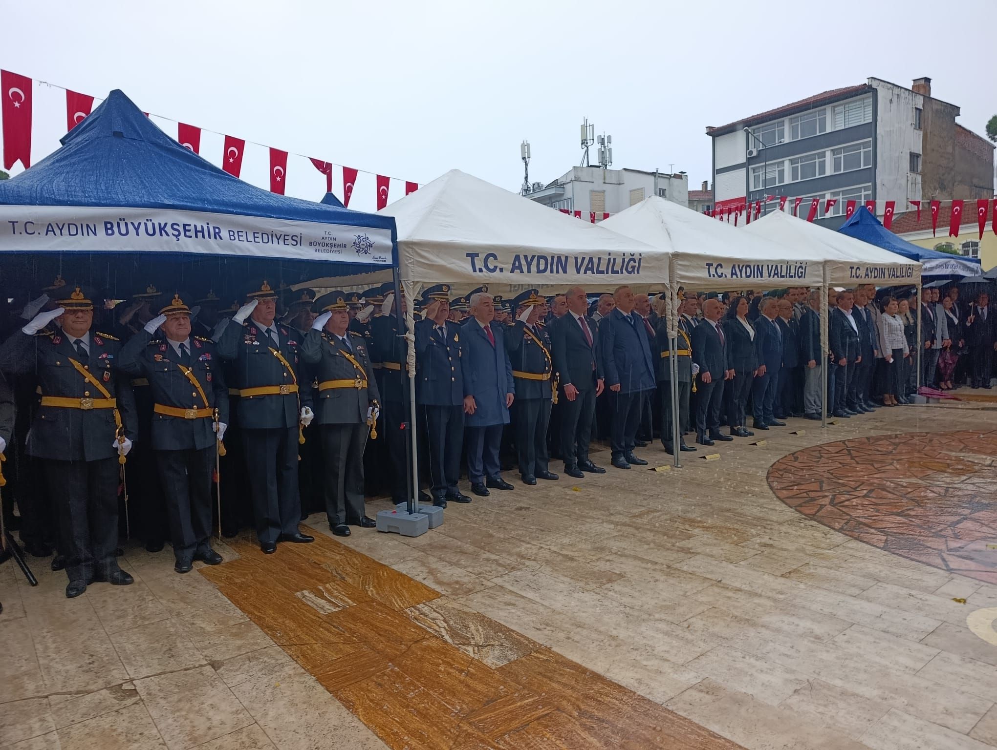 GÜNCEL