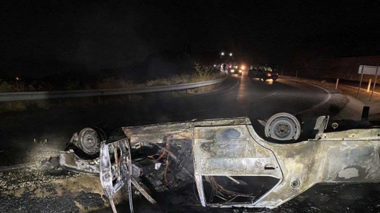 Aydın'da takla atan otomobil yanarak küle döndü