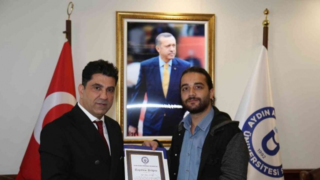 ADÜ Rektörü ‘Latmos’tan Bafa’ya İnerken Düşledim Seni!’ Sergi Ekibini Tebrik Etti