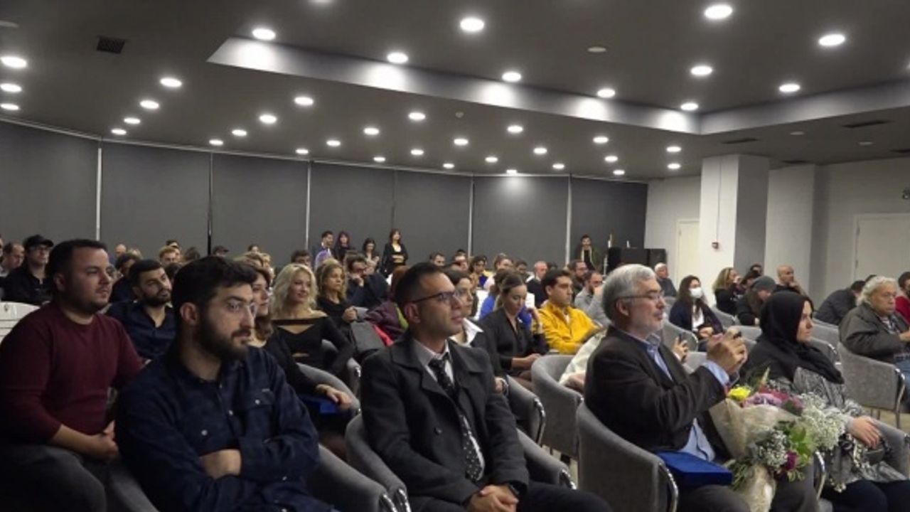 2. BORNOVA KISA FİLM GÜNLERİ, 'DUVAR' İLE AÇILDI