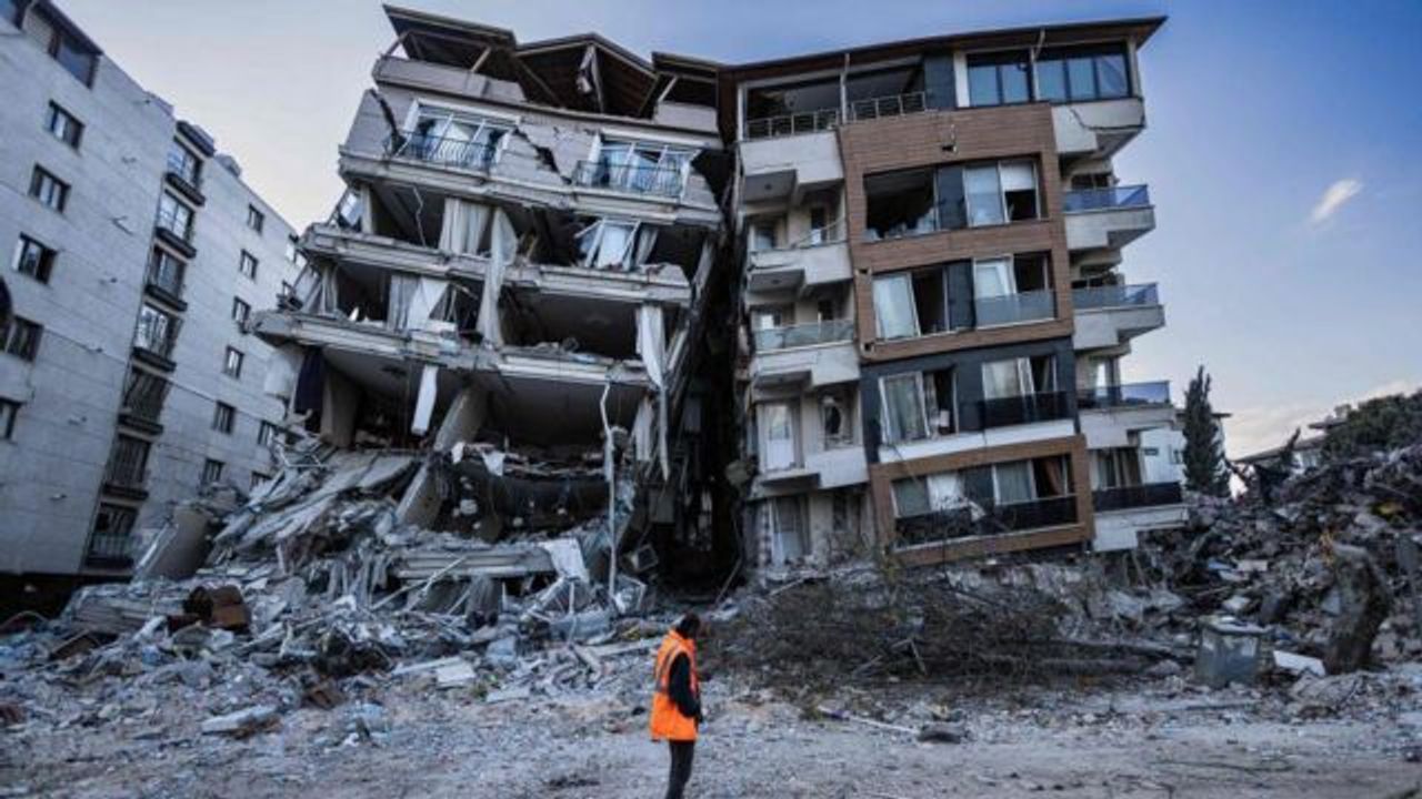 Depremin ekonomik hasarı 150 milyar dolar