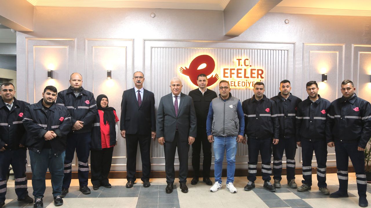 Efeler Belediyesi'nin "kahramanları" deprem bölgesinden döndü