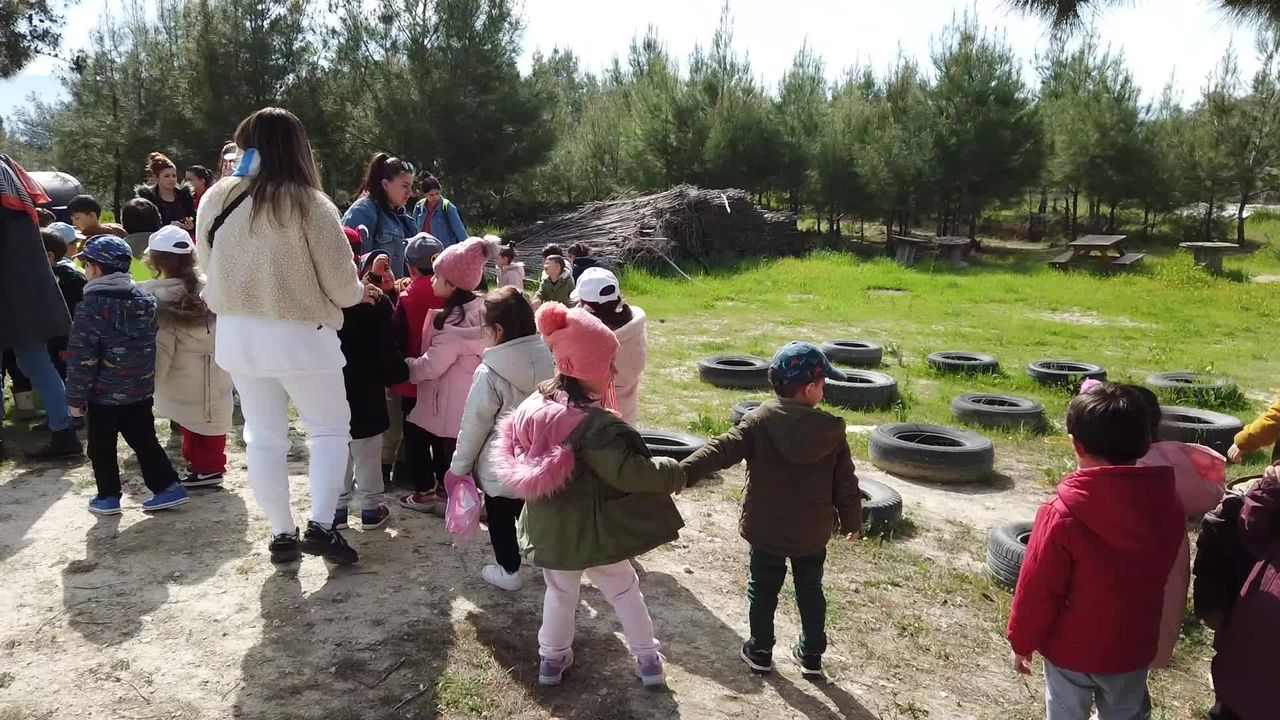 Efelerli çocuklar Orman Haftası'nı doğayla iç içe kutladı