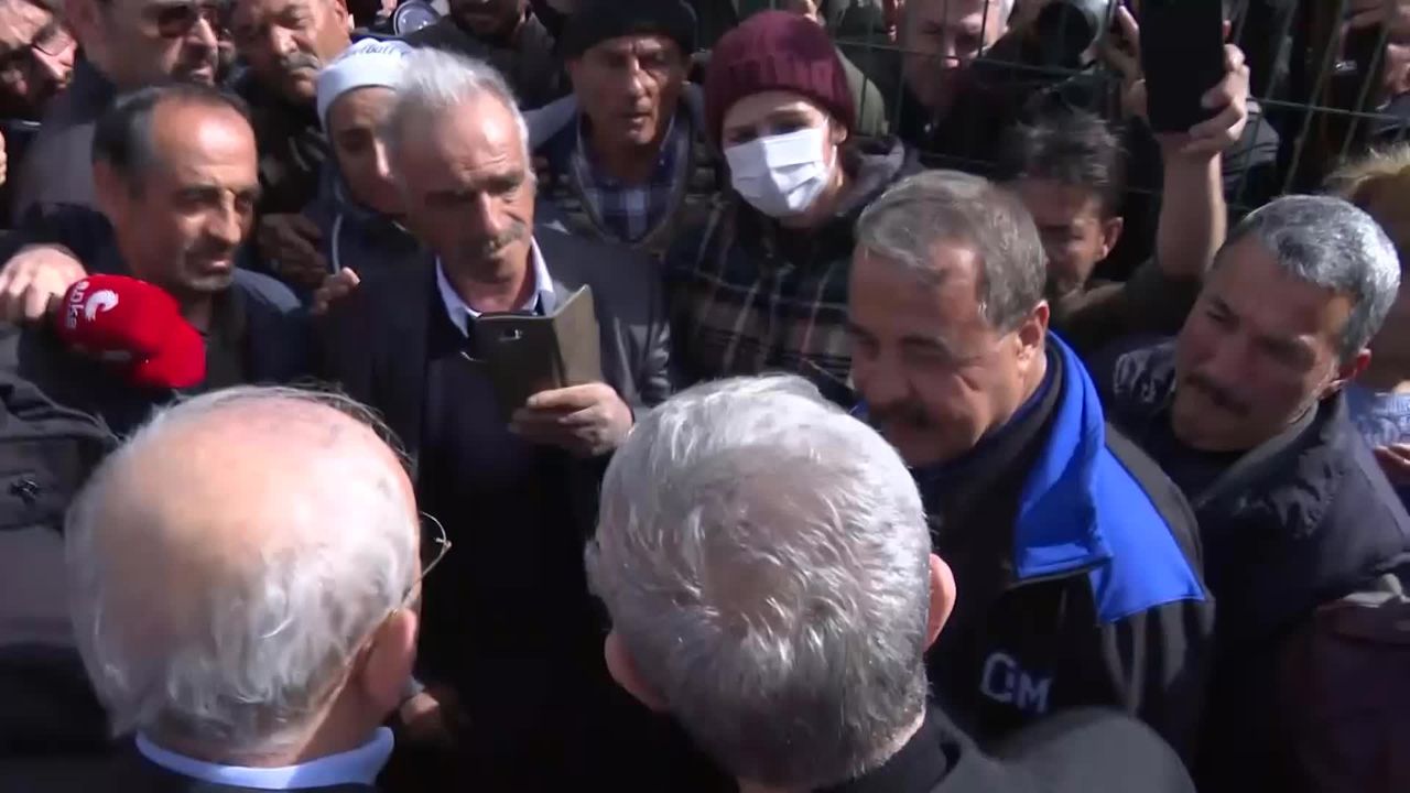 Elbistanlı depremzedelerden Kılıçdaroğlu'na: “Bizim hükümetimiz sizsiniz"