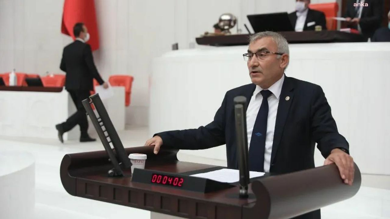 İYİ Parti Ankara Milletvekili Ayhan Altıntaş, partisinden istifa etti