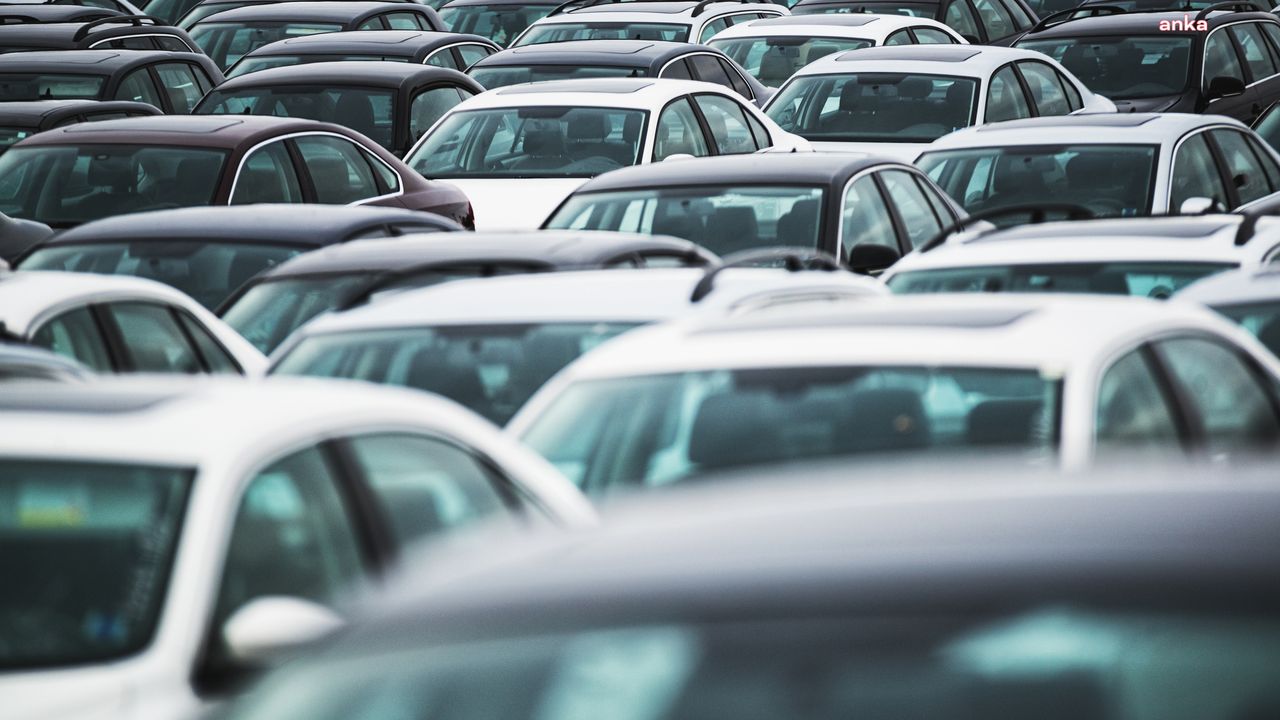 Şubat ayında trafiğe kaydı yapılan araç sayısı yüzde 31,9 azaldı