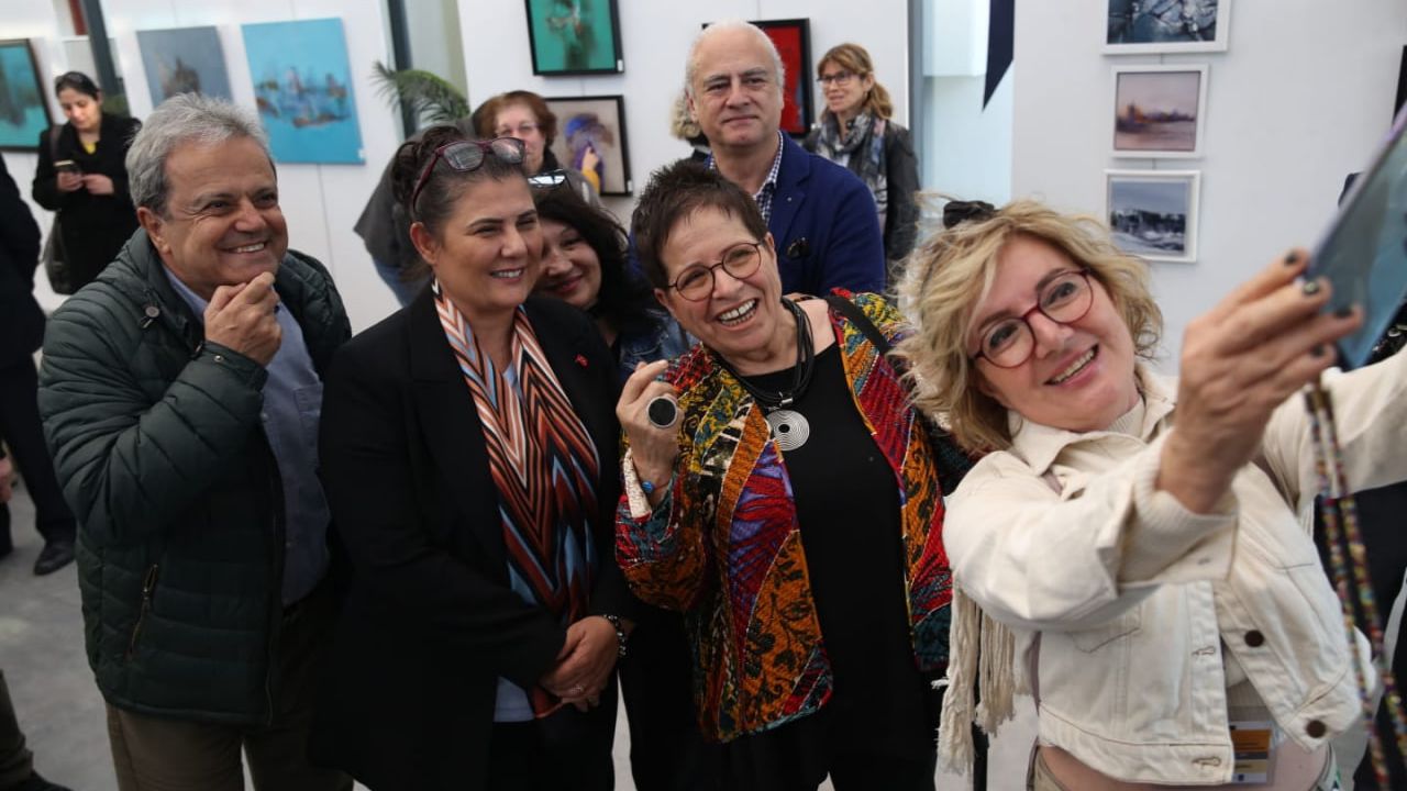 Tekstil Park'ta “Resmin Caz Halleri” sergisi açıldı