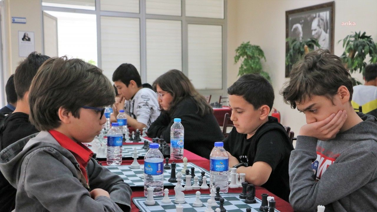 Büyükşehir'in satranç turnuvasında 96 finalist mücadele etti