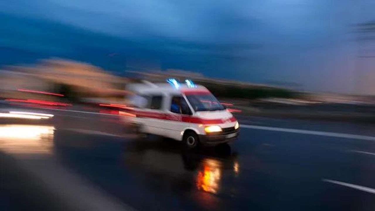 Aydın'da traktör ile motosiklet çarpıştı: 3 can kaybı