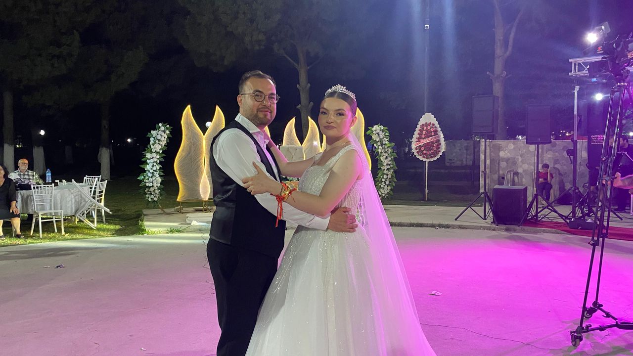 Aydınlı gazeteciler dünya evine girdi