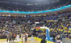 Fenerbahçe maçında 'Hükümet İstifa' sloganları