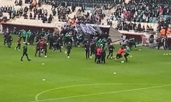 Bursaspor-Amedspor maçı öncesi kavga çıktı
