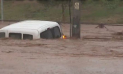 Şanlıurfa ve Adıyaman sele teslim! 5 ölü