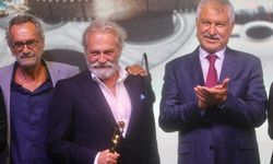 Haluk Bilginer 'Kundakçı' isimli oyununda fenalaştı