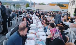 AK Parti Aydın İl Başkanlığından 5 bin kişilik sırasız iftar yemeği