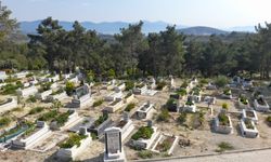 Kuşadası'ndan defin sıkıntısı var iddialarına yalanlama