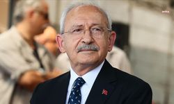 Kılıçdaroğlu; "Bütün babaların Babalar Günü kutlu olsun"