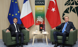 Erdoğan Macron ile görüştü