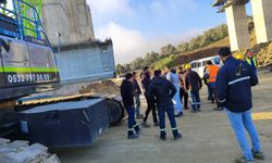 Aydın-Denizli otoyol projesi işçileri iş bırakma eylemi başlattı