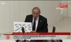 Tarikat ve cemaatleri eleştiren eski vekile para cezası