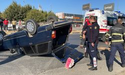 Aydın'da traktör ile otomobil çarpıştı: otomobil takla attı!