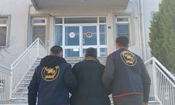 Hırsızlık suçundan aranan şahıs Söke'de yakalandı