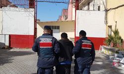 Aydın'da 35 aranan şahıs jandarmadan kaçamadı