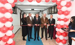 Aydın Lisesi'ne modern kütüphane kazandırıldı