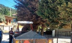 Koçarlı'da kaçak kum çekimine jandarmadan müdahale