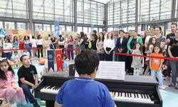Başkan Çerçioğlu'nun kazandırdığı otizm merkezinde sergi