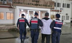 Kuşadası'nda çeşitli suçlardan aranan şahıs yakalandı