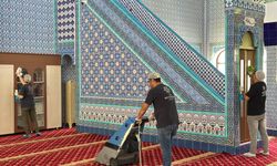 Aydın Büyükşehir Belediyesi'nden Kurban Bayramı öncesi camilerde temizlik