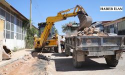 Didim'de 75. Yıl Sanayi Sitesi'nde yol bakım ve onarım çalışmaları devam ediyor