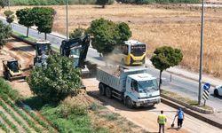 Başkan Çerçioğlu Aydın’ın tüm ilçelerinde yol yapım ve yenileme çalışmalarını sürdürüyor