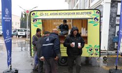 Aydın Büyükşehir Belediyesi'nden sıcak çorba ikramı