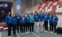 ADÜ'lü öğrencilerin madalya sevinci