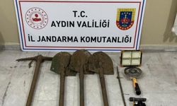 Efeler’de kaçak kazı operasyonu! 5 yakalama