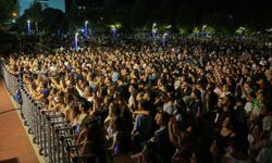 Başkan Çerçioğlu'ndan eşsiz atmosferde yaz konseri