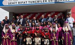 Aydın'da miniklerin ilk ders zili heyecanı!