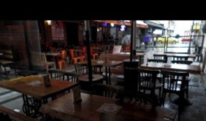 Alkol zammı kafe-bar esnafını vurdu: 'İşlerimiz yüzde 75 düştü'