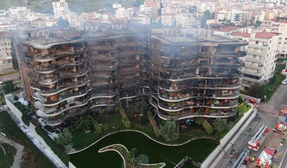 İzmir yangınındaki hasar havadan görüntülendi