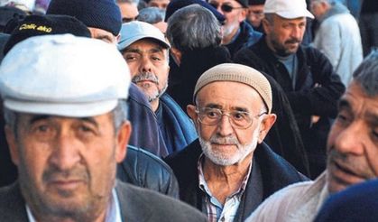 TÜED: 'Emekliler çalışma hayatına geri döndü'
