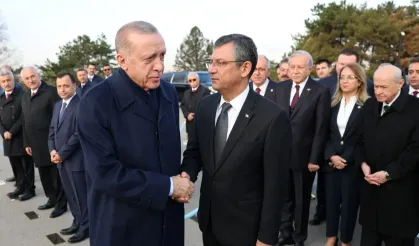 Erdoğan ve Özel AK Parti Genel Merkezi'nde görüşecek