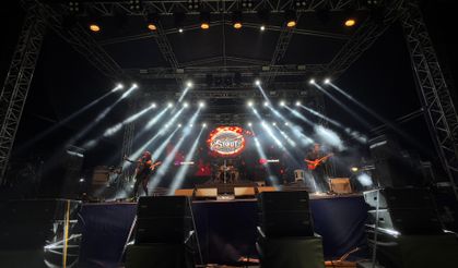 STOUT güçlü kadınlara ithaf ederek, festivale anlam ve duyarlılık katan bir atmosfer oluşturdu