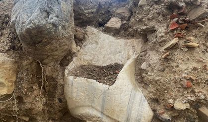 Dalgaların aşındırdığı bölgeden antik döneme ait heykel çıktı